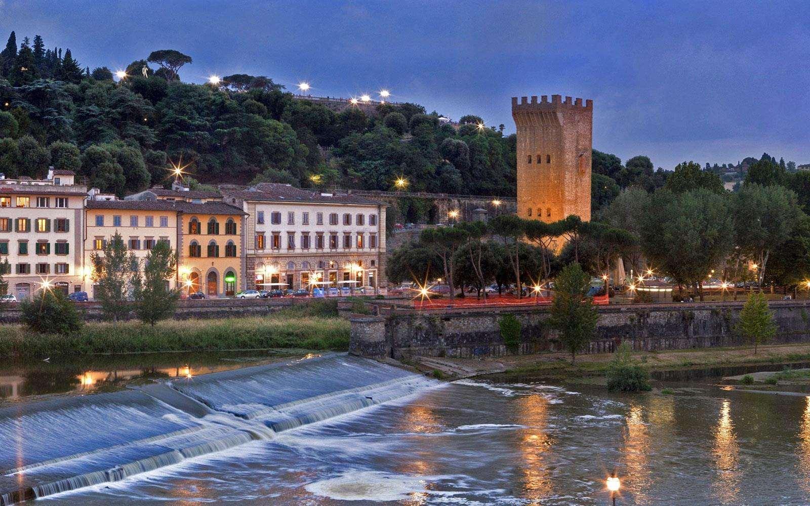 LHP Hotel River&SPA Florenz Exterior foto The river Arno at Pienzo