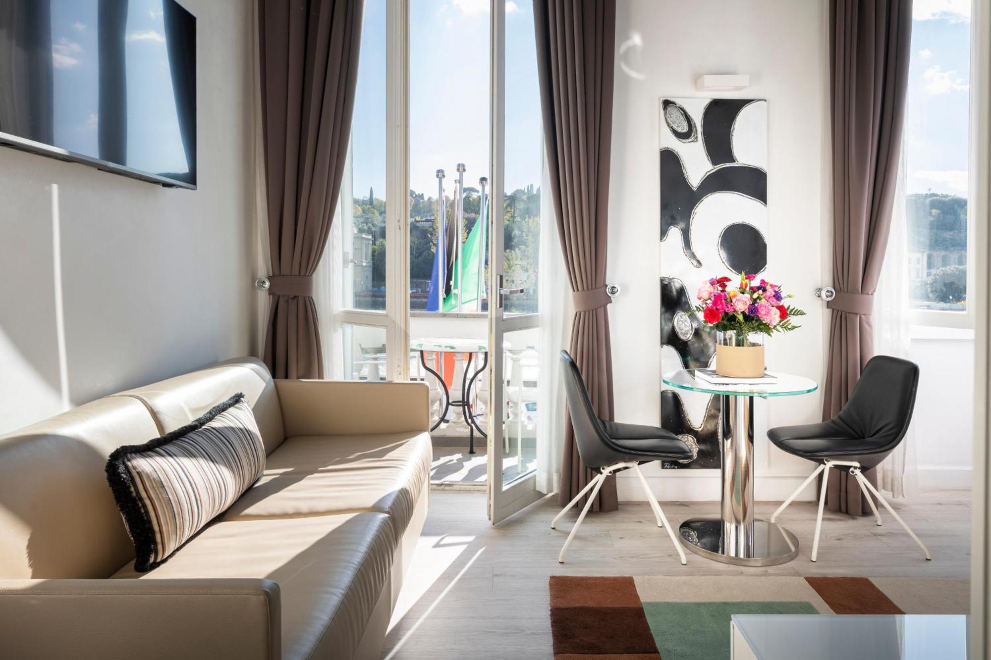 LHP Hotel River&SPA Florenz Exterior foto A typical apartment at the hotel