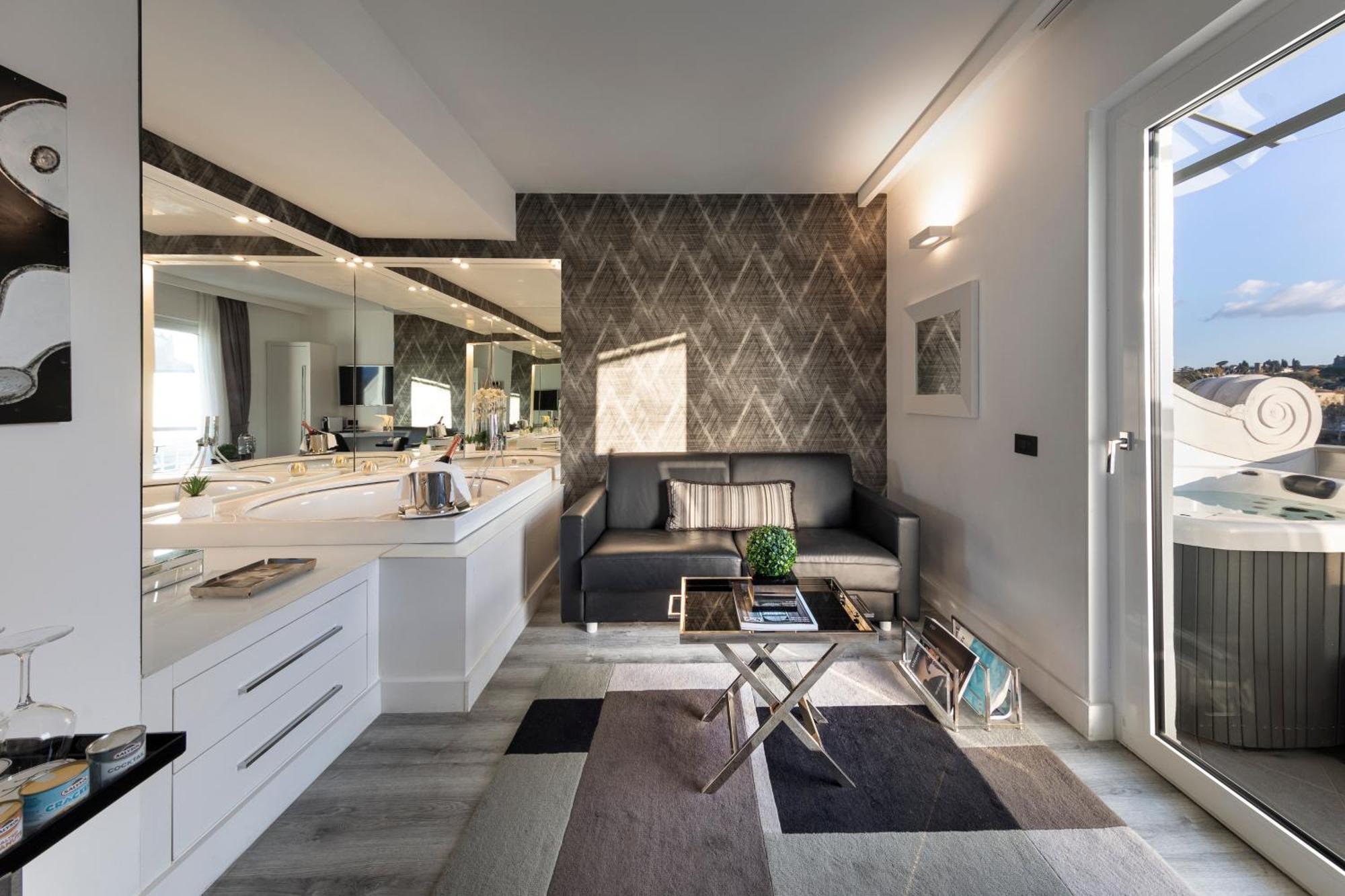 LHP Hotel River&SPA Florenz Exterior foto A modern apartment