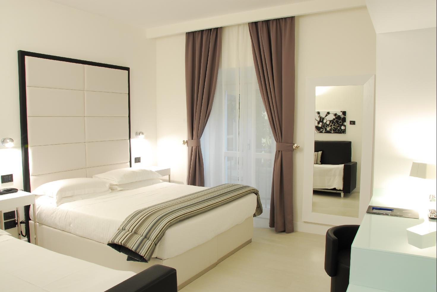 LHP Hotel River&SPA Florenz Exterior foto A room at the hotel